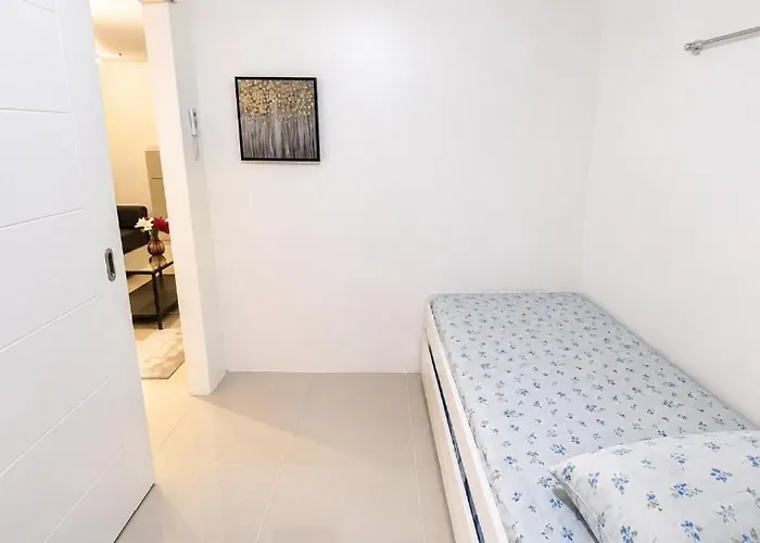 Two Bedroom In Malate
